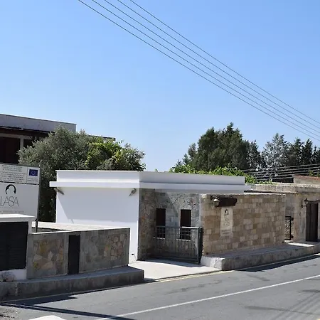 Hotel Heights Lasa