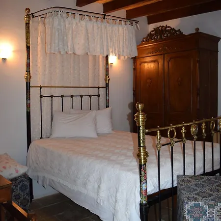 Heights Hotel *